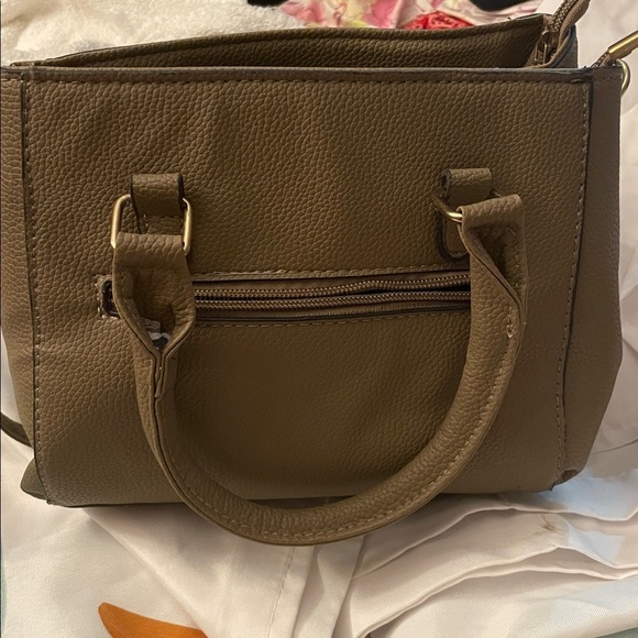 Elegant Handbag - Picture 4 of 5